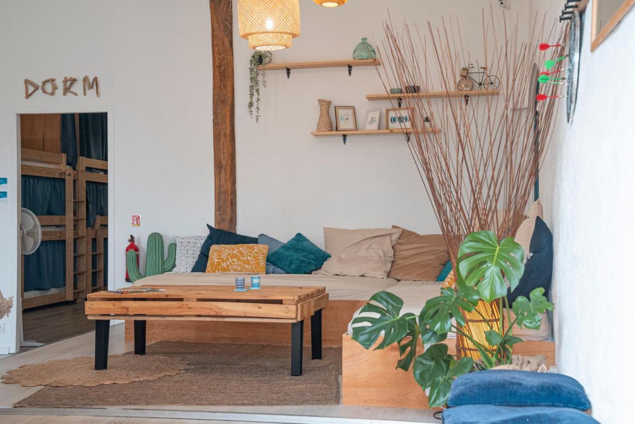 Utopy Hostel Biarritz Esterno foto